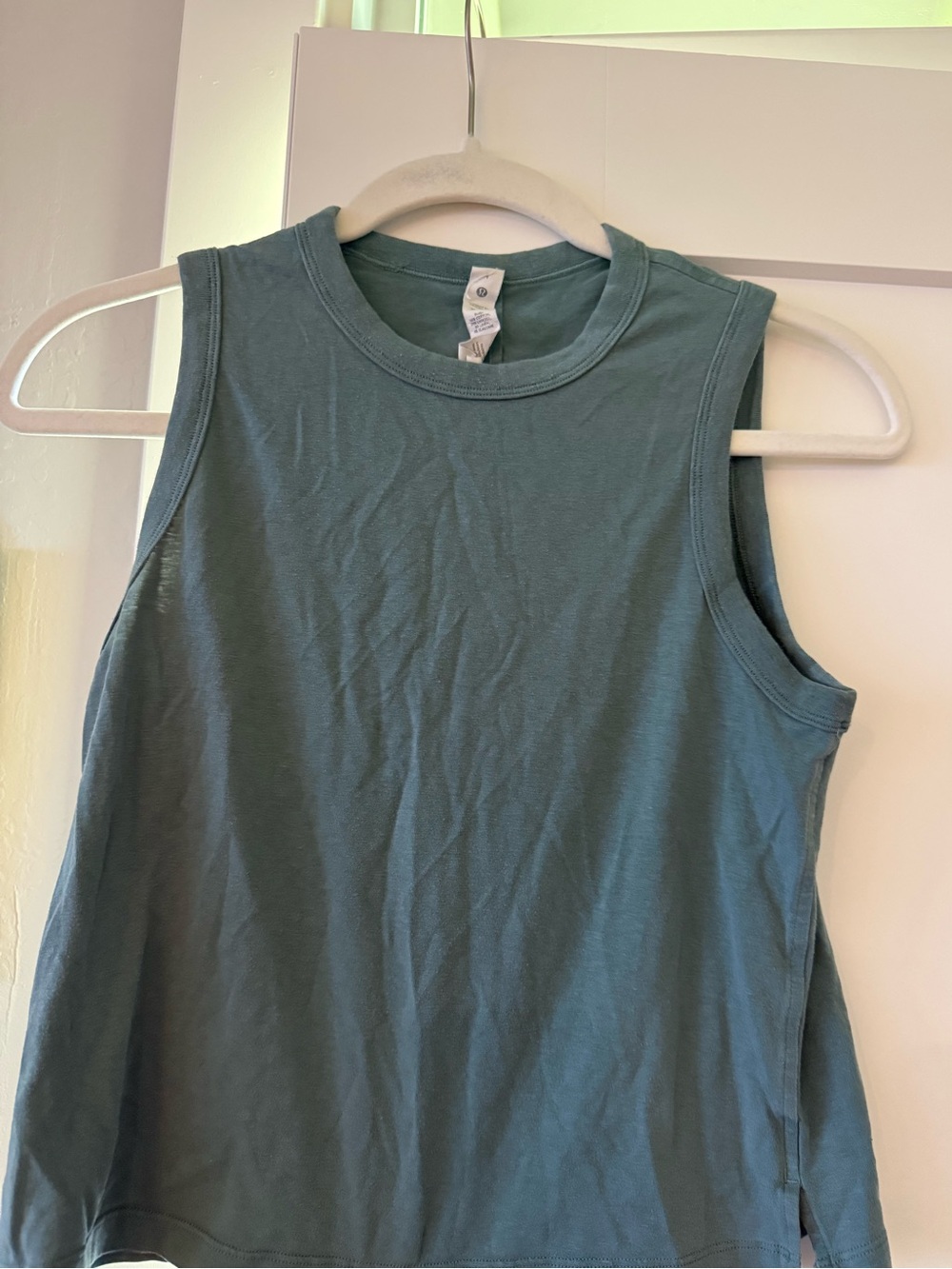 Lululemon Women’s Sleeveless Tank Top - Teal